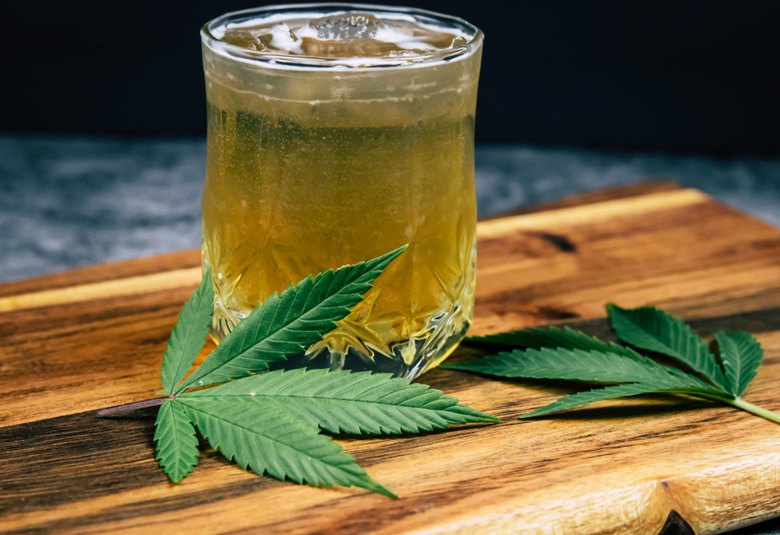 CBD and Alcohol: Can You Mix Them? 6 Effects You Need to Know First